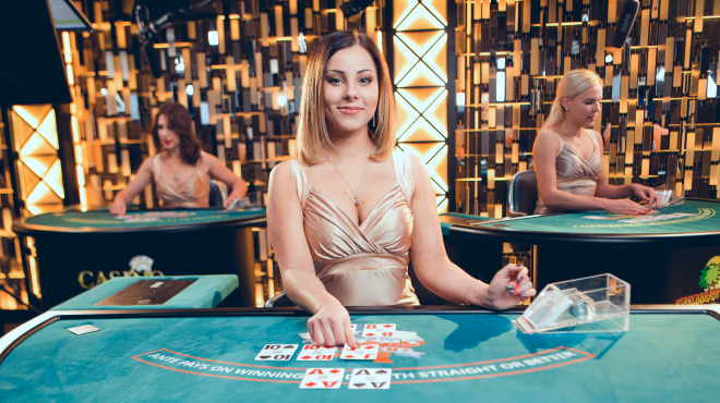 Live Poker